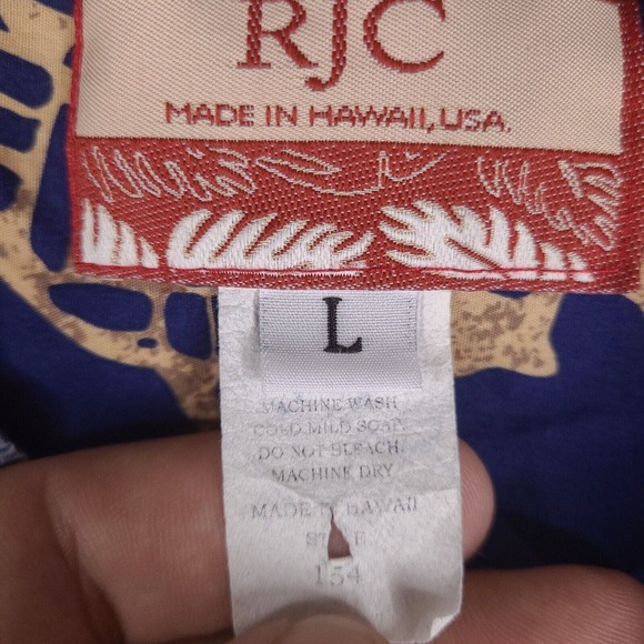 Vintage RJC Hawaiian Shirt Mens Large Blue‎ Tribal Turtle Button Down USA Made - Picture 5 of 15